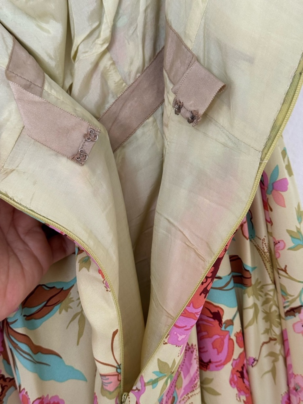 Plenty Strapless Silk Dress Floral Bird Print Yellow Pink Womens 4 Mini - Picture 11 of 14